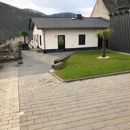 Ferienwohnung " Wein Unter Palmen " Neumagen-Dhron Exterior photo